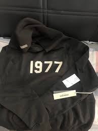 1977 Classic Essentials Hoodie